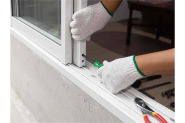 WINDOW CLEANING